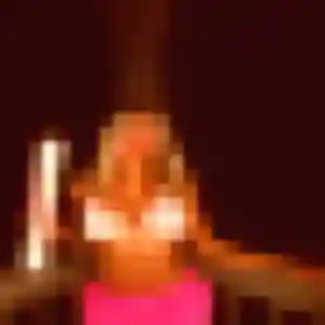 Charmante Geraldine, 26 ans à Albert - la contacter