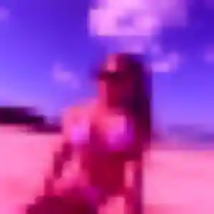 Rejoins Theresa, 38 ans à Aulnoy-lez-Valenciennes gratuitement