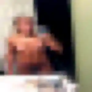 Rencontre Leana, 33 ans à Boulogne-Billancourt gratuitement