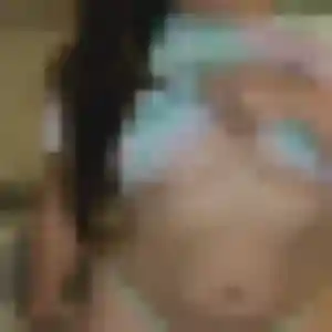 Martine, 22 ans, disponible à Calais pour un rencontre plan cul