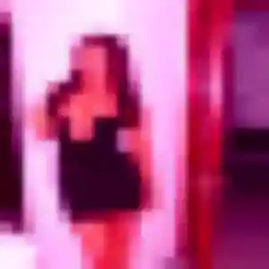 Eugenie, 34 ans, en ligne à Cambrai pour une rencontre coquine
