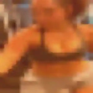 Charmante Zelda, 26 ans à Châlette-sur-Loing - voir sa photo