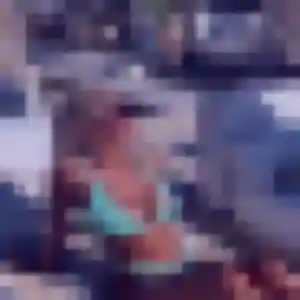 Photo de Lola à Châtelaillon-Plage (42 ans) - rencontre plan cul sans inscription