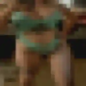 Photo privée de Muriel, 32 ans à Crosne - rencontre sans lendemain