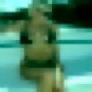Melanie, 24 ans, connectée à Flers pour une rencontre coquine