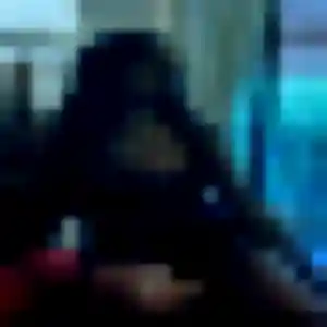 Eglantine, 40 ans, en ligne à Fontenay-le-Fleury pour une rencontre coquine