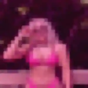 Vicky (31 ans) à Fontenay-Trésigny cherche un rencontre plan cul rapidement