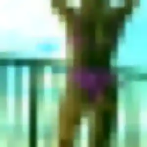 Celia (24 ans) à Grand-Champ attend un rencontre plan cul rapidement