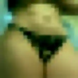 Daniela, fille de 21 ans cherche rencontre plan cul à La Celle-Saint-Cloud