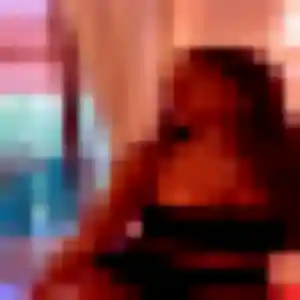 Photo de Geneve à Longuenée-en-Anjou (30 ans) - rencontre plan cul discret