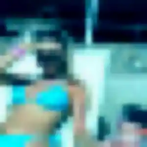Découvre Anne-Charlotte, 23 ans à Lys-lez-Lannoy en privé