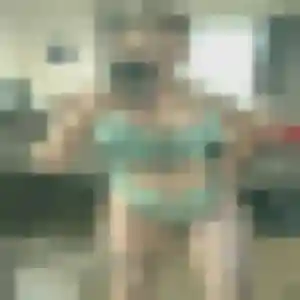 Ursule, 19 ans, disponible à Melle pour un rencontre plan cul