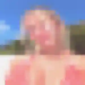 Rejoins Elena, 33 ans à Mouroux en t'inscrivant