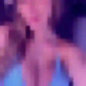Dana, 25 ans, connectée à Orvault pour une rencontre coquine