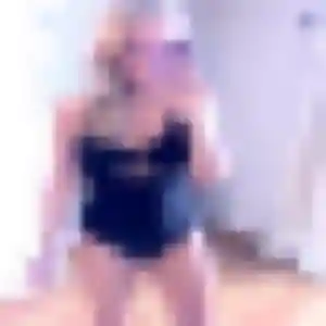 Kelly, 40 ans, connectée à Plescop pour une rencontre coquine
