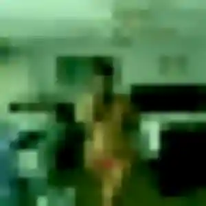 Louna, 37 ans, connectée à Ploeren pour une rencontre coquine