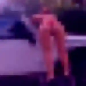Dina (35 ans) à Plouigneau attend un rencontre plan cul rapidement