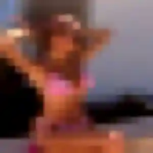 Profil de Lucie à Pont-l'Abbé (24 ans) - rencontre plan cul anonyme