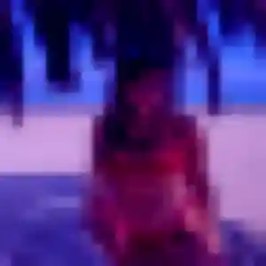 Nora (29 ans) à Quimper propose une rencontre rapidement