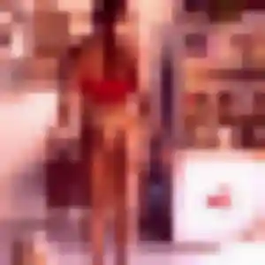 Sabine, 21 ans, disponible à Saint-Jean-de-Braye pour une rencontre coquine