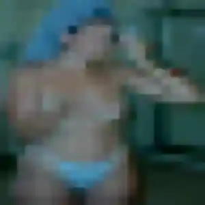 Rejoins Vicky, 19 ans à Saint-Julien-les-Villas gratuitement