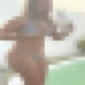 Lucie (26 ans) à Saint-Martin-de-Seignanx propose un rencontre plan cul ce soir