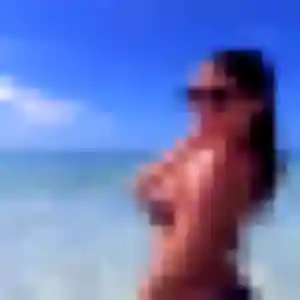 Josiane, 23 ans, en ligne à Saint-Pierre-du-Perray pour un rencontre plan cul