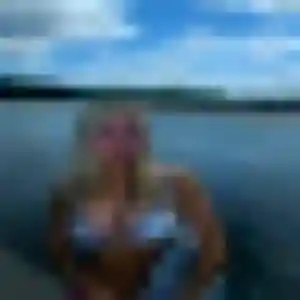 Marie-Jeanne, fille de 19 ans cherche rencontre plan cul à Saint-Sébastien-de-Morsent