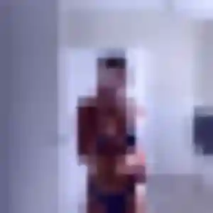 Photo de Kim à Saulx-les-Chartreux (41 ans) - rencontre plan cul gratuit