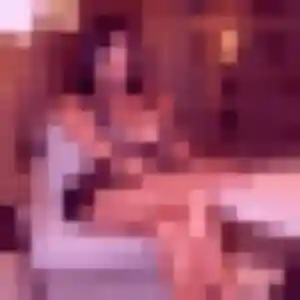 Ninon, 23 ans, en ligne à Treillières pour une rencontre coquine