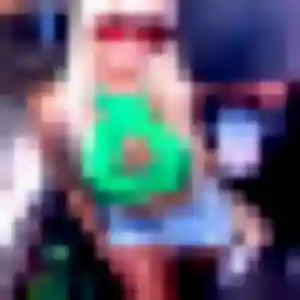 Contacte Gladys, 20 ans à Triel-sur-Seine en privé