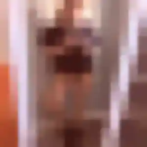 Rejoins Natasha, 32 ans à Voisins-le-Bretonneux gratuitement